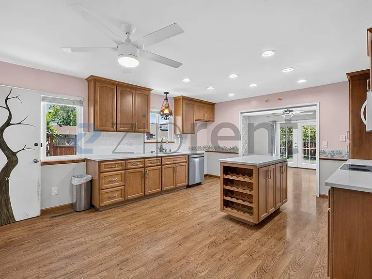 648 San Lorenzo St — Photo 15