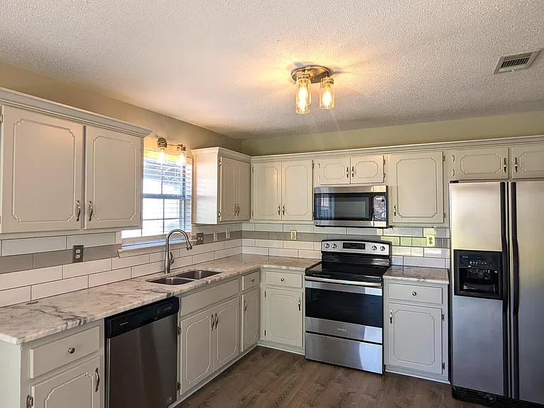 517 Rush Park Cir — Photo 13