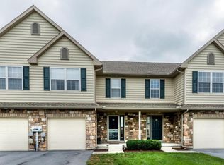 56 Bethlehem Ln, Ephrata, PA 17522