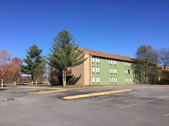 4th image of 340 Oyler Ave