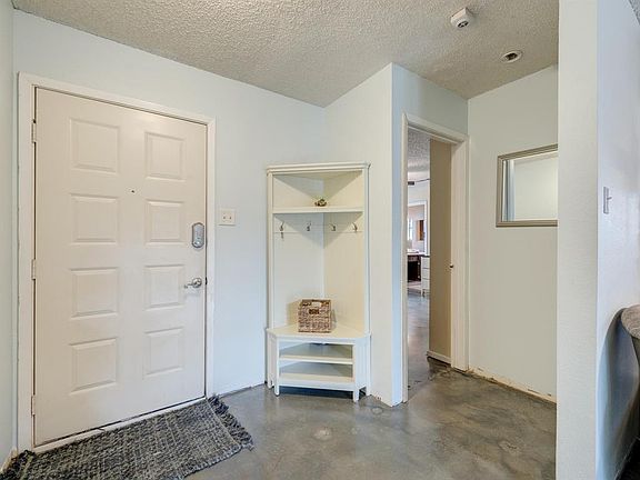 5th image of 6436 Grasshopper Dr