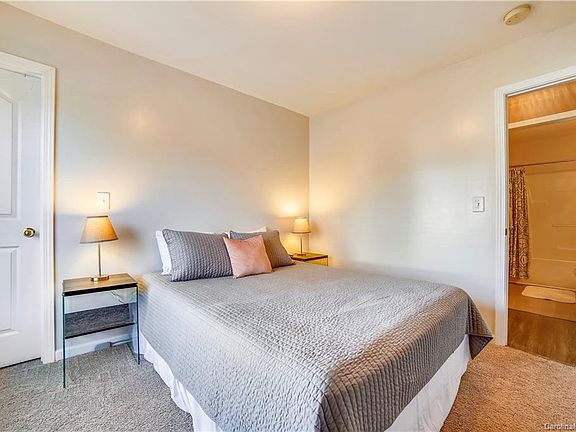 5th image of 14423 Arlandes Dr