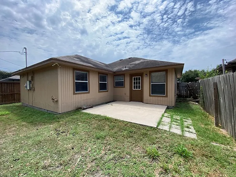 13205 Seadog Cir — Photo 14