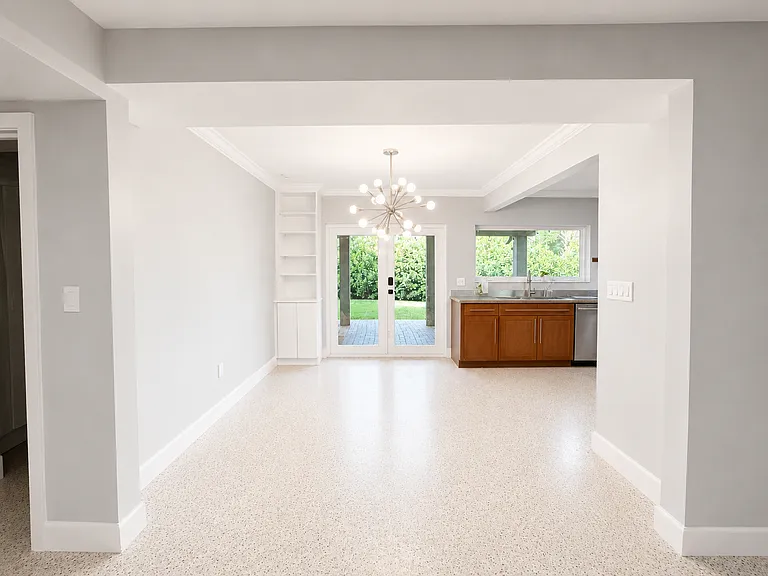 1741 SW 64th Ct — Photo 4