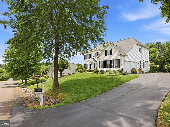 4th image of 7584 Bald Eagle Dr