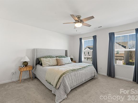 4th image of 567 Scotch Meadows Loop