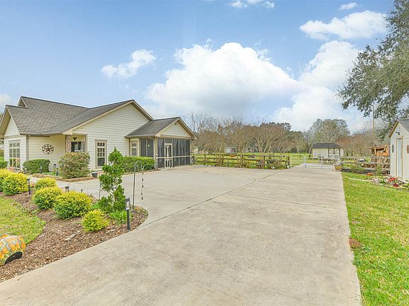 4th image of 4415 Brandt Rd