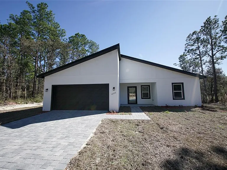 13753 SW 79th Terrace Rd — Photo 1