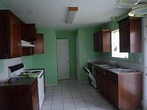 4th image of 810 Sunflower Dr