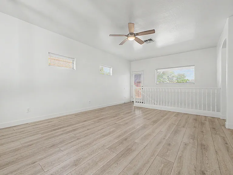 3533 E Joseph Way — Photo 10