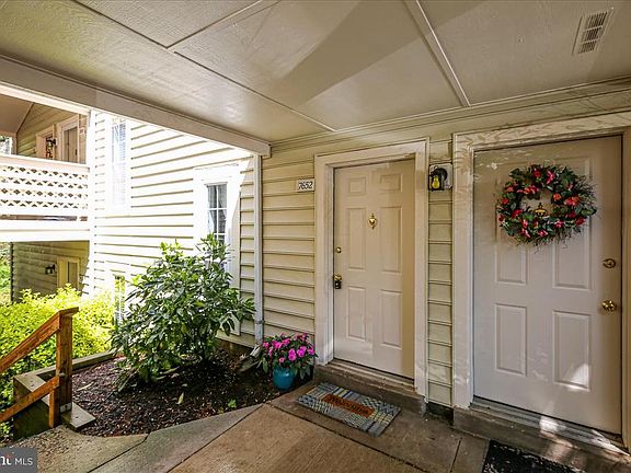 3rd image of 7652 Willow Point Dr #7652