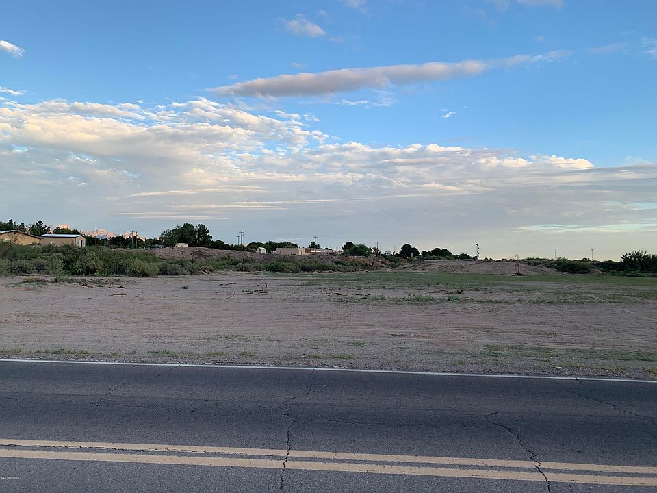 2nd image of 5840 El Camino Real