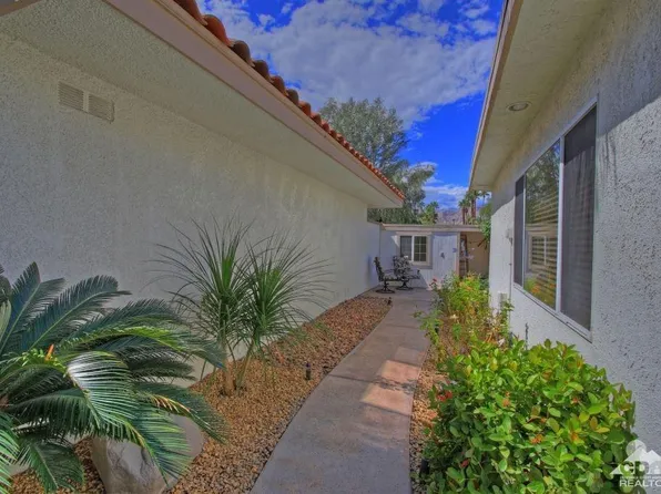 119 W Don Quixote Dr, Rancho Mirage, CA 92270