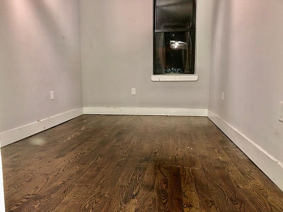 4th image of 615 Bramhall Ave #1F