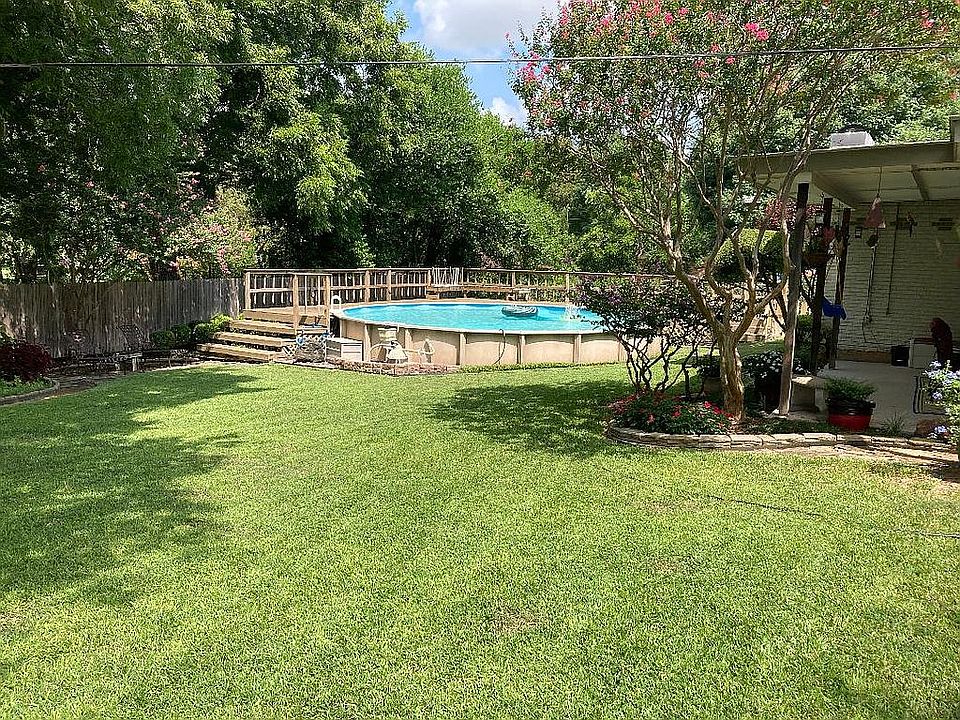 2nd image of 2915 Scruggs Park Dr