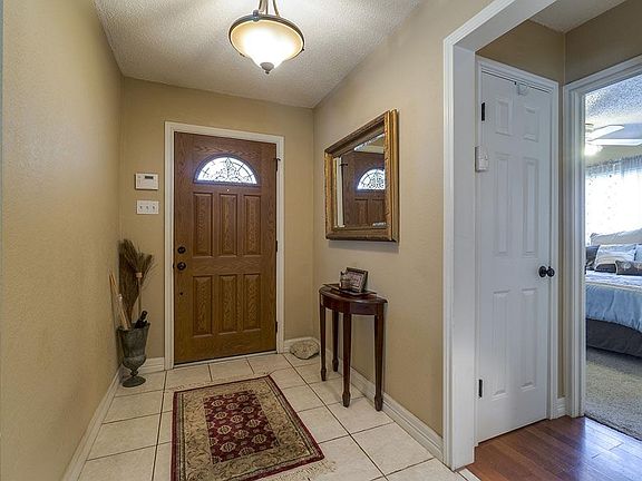 3rd image of 3316 Arawak Pl