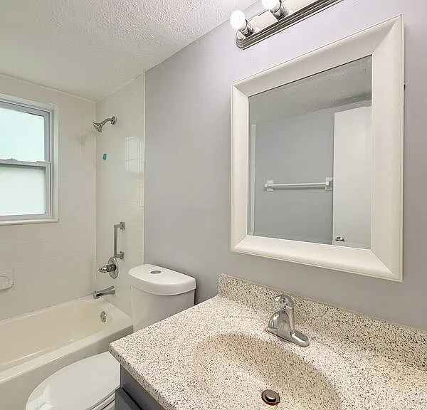 11705 North Dr #B — Photo 33