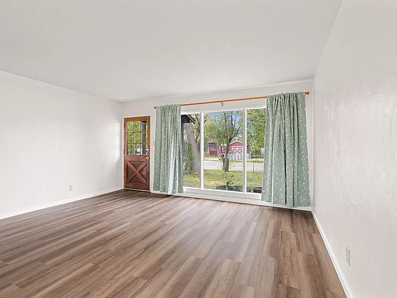 2nd image of 2391 Wilsey Dr