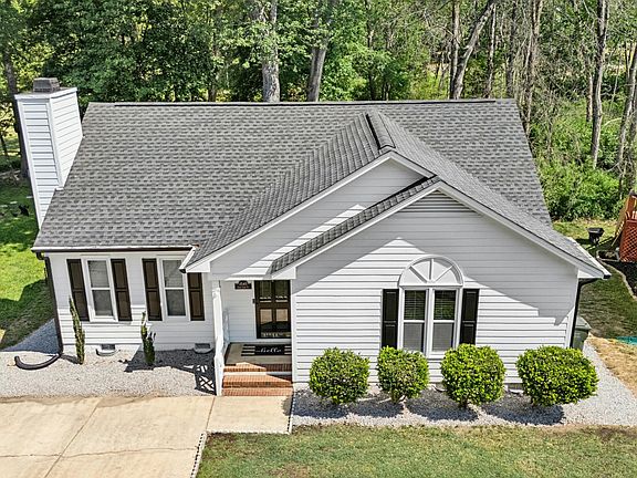 2nd image of 1545 Long Cove Ct