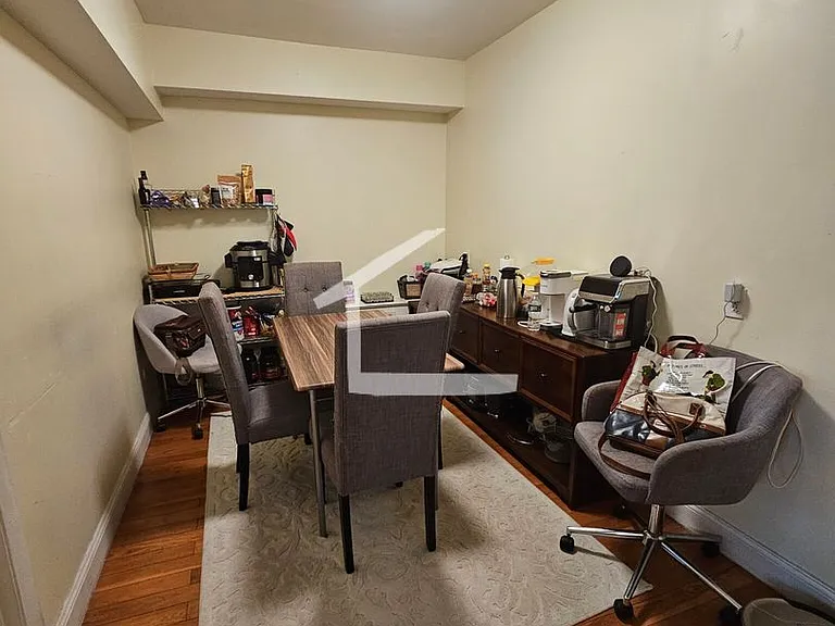 108 Washington St #1B — Photo 5