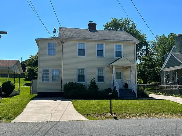 301 Austin Ave, Staunton, VA 24401