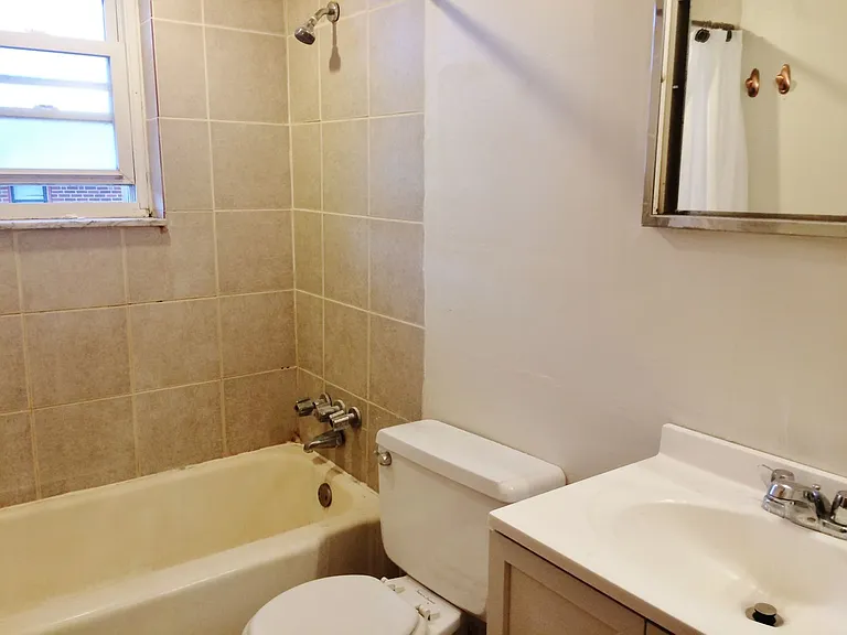 Bloomfield - Apartments For Rent In Pittsburgh — Photo 5