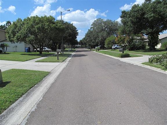 3rd image of 3920 Dunaire Dr