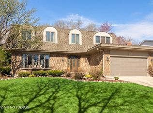830 Beacon Dr, Schaumburg, IL 60193