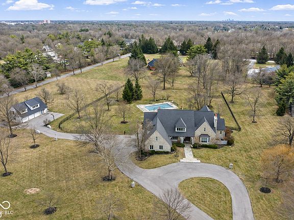 2nd image of 10739 Royal Dr