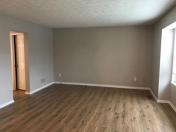 5th image of 10928 Brookgreen Ct