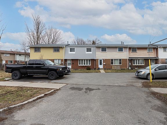 3rd image of 5 Winchester Dr #9