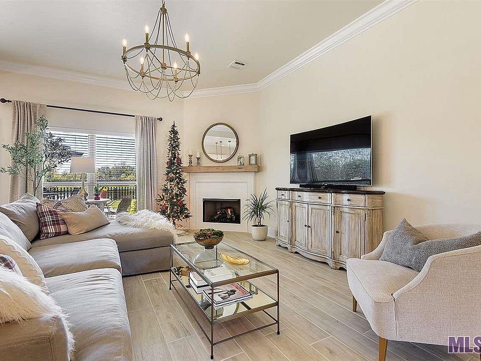 1st image of 41113 Lakeway Cove Ave