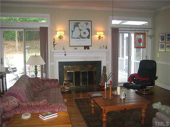 4th image of 315 Old Forest Creek Dr