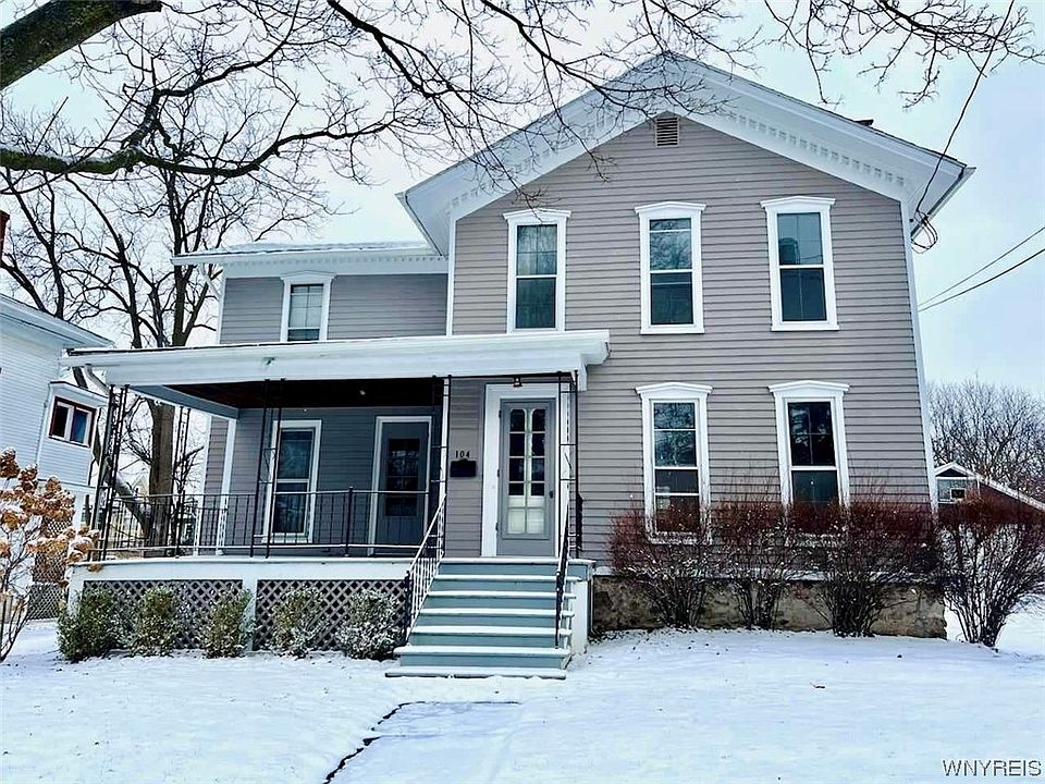 1st image of 104 Washington St