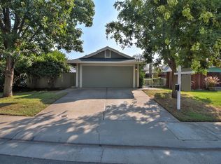 6849 Springmont Dr, Elk Grove, CA 95758