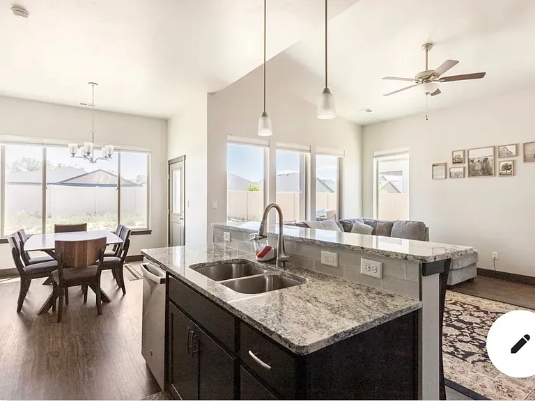 2469 Apex Ave #B — Photo 4