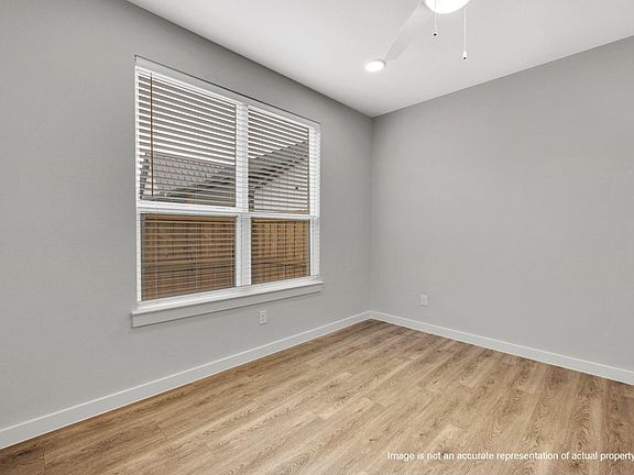 5th image of 10109 Danielson Grove Dr