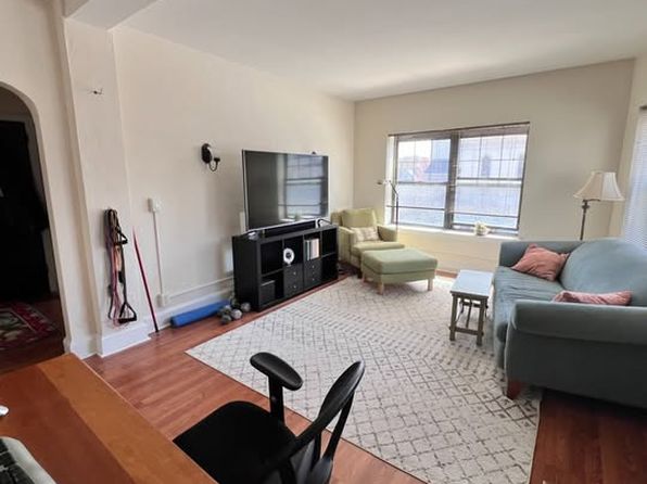 2-8 Elmwood Ave #9, Winchester, MA