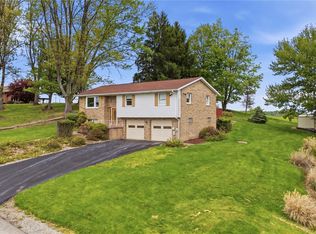 129 Ray Dr, Rostraver Township, PA 15012