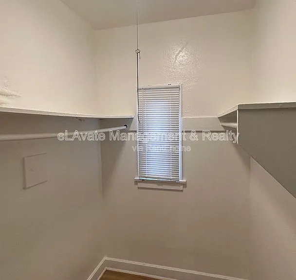 819 Irolo St — Photo 17