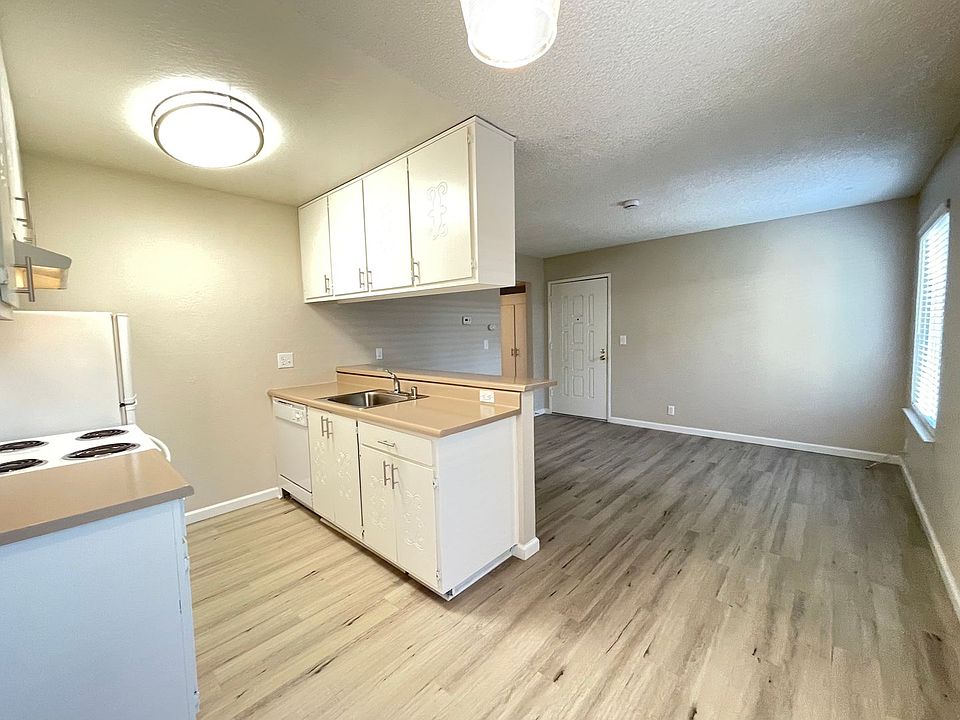 1st image of 2114 H St APT 8