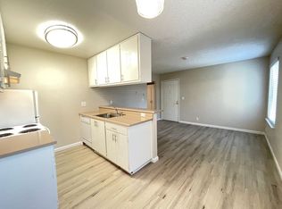 2114 H St APT 8, Sacramento, CA 95816
