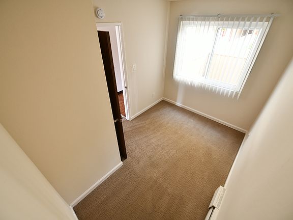 4th image of 65 Thornton St APT 209