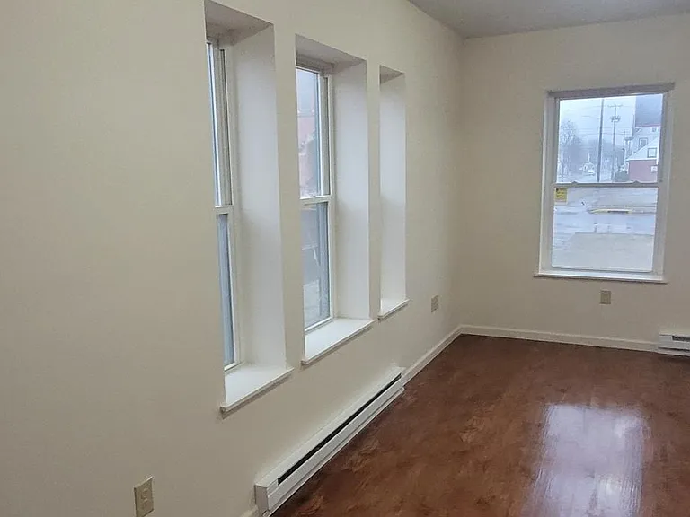 820 Huron Ave #101 — Photo 4
