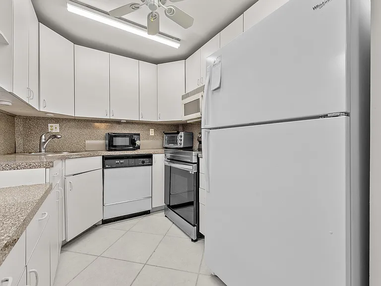 344 Piedmont Trl — Photo 14