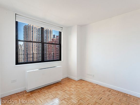 5th image of 201 E 87th St APT 11C