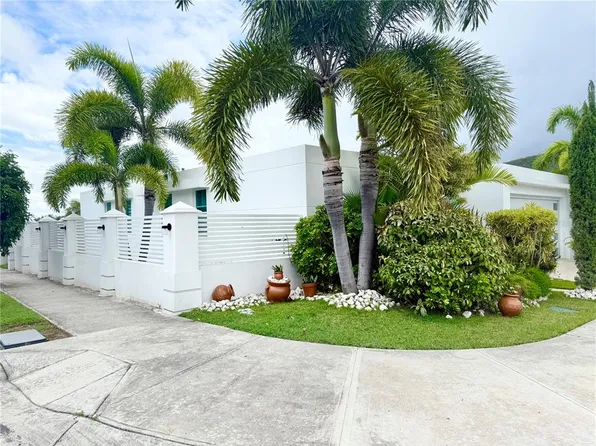 Solar 109 Hacienda Isabel, Santa Isabel, PR 00757