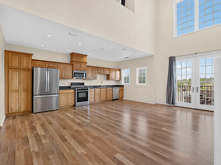 1900 Central Ave SW #203 — Photo 7