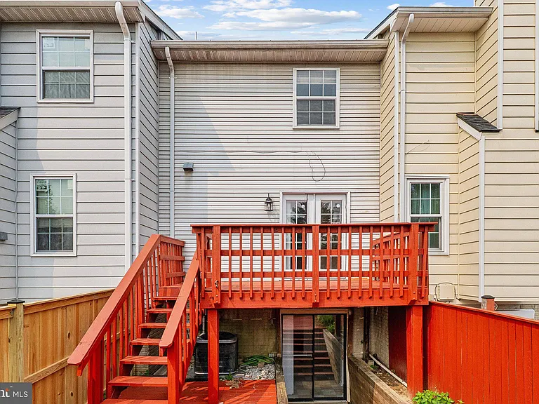 5515 Woodlawn Manor Ct — Photo 26