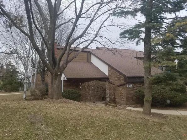 8645 N Servite DRIVE, Milwaukee, WI 53223